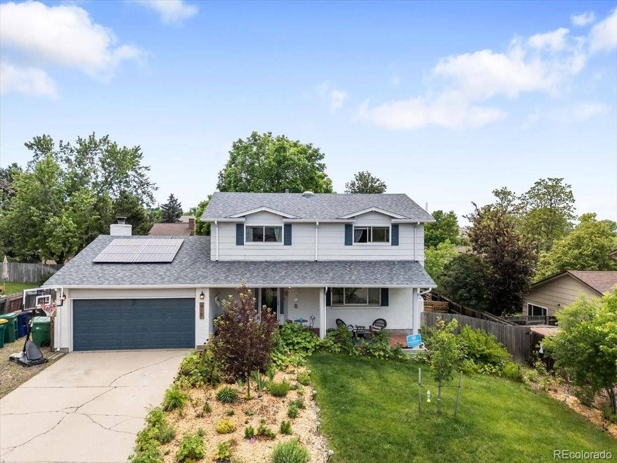 915 Mercury CIR, Littleton, CO 80124