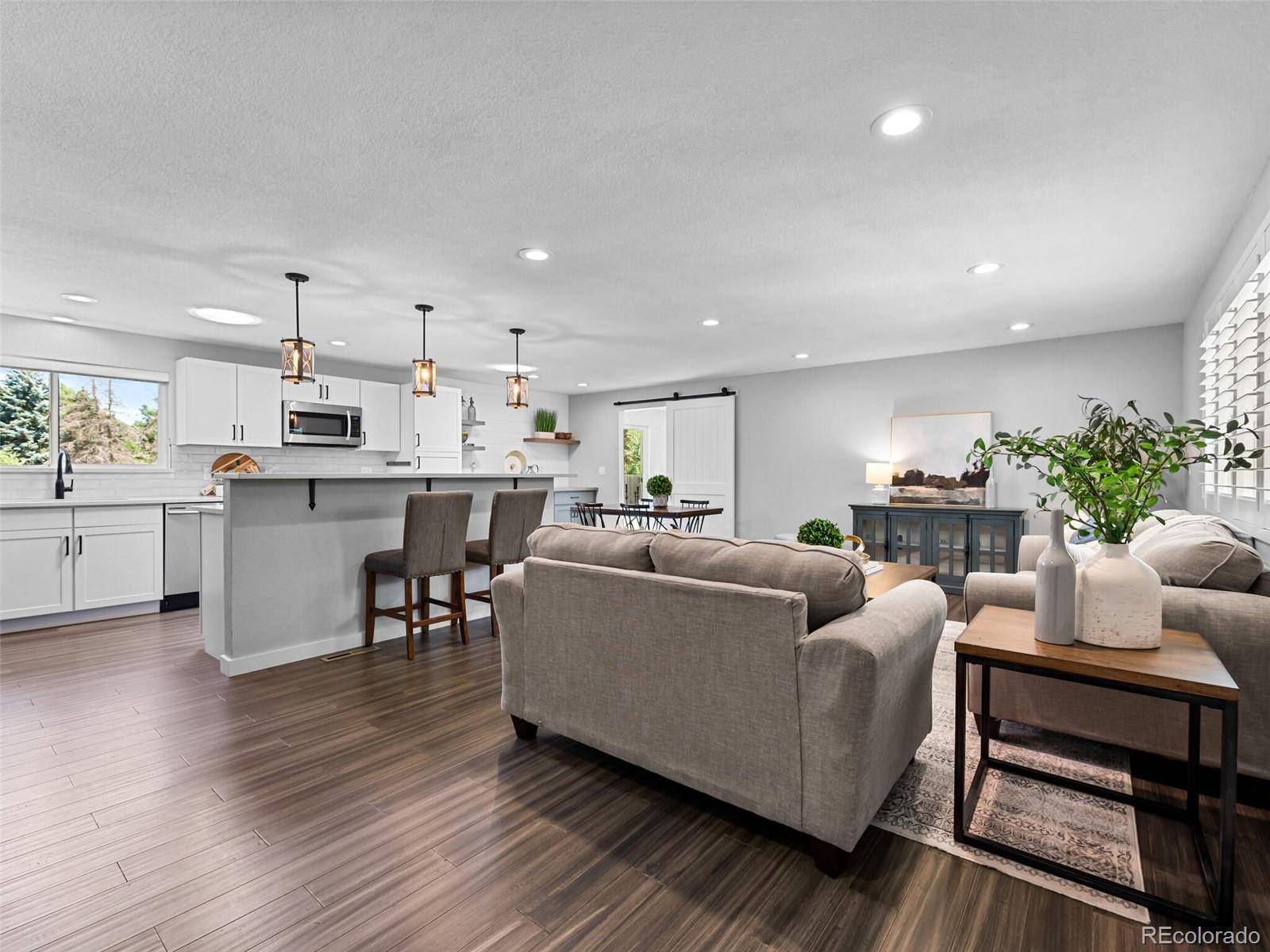 Centennial, CO 80111,6439 E Maplewood AVE