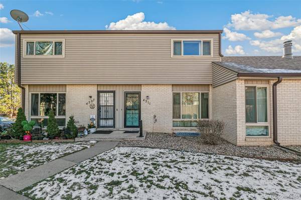 4511 W Ponds CIR, Littleton, CO 80123