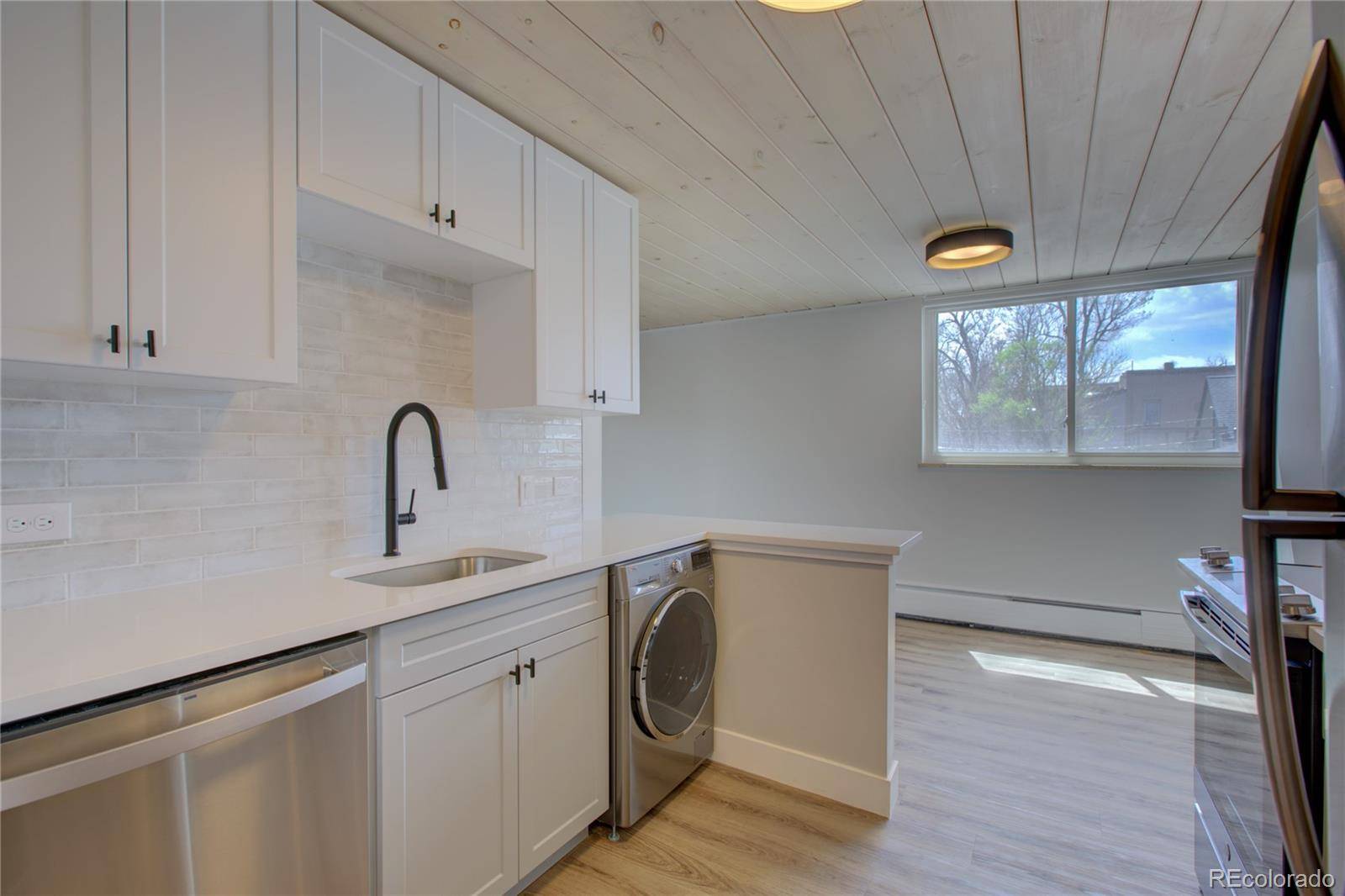 30 S Emerson ST #204, Denver, CO 80209