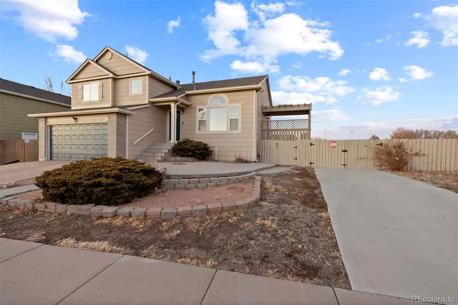 798 Progress DR, Fountain, CO 80817