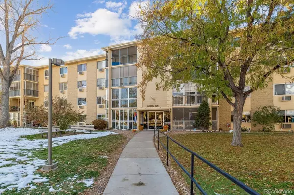 Aurora, CO 80014,13500 E Cornell AVE #104