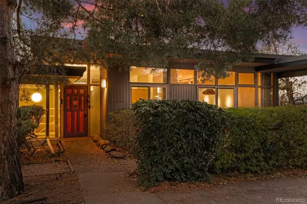 Greenwood Village, CO 80121,11 Sunset LN