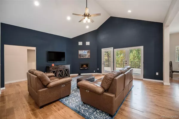 Evergreen, CO 80439,32 Oak WAY