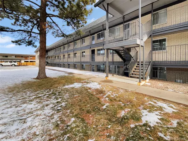 1723 Robb ST #31, Lakewood, CO 80215