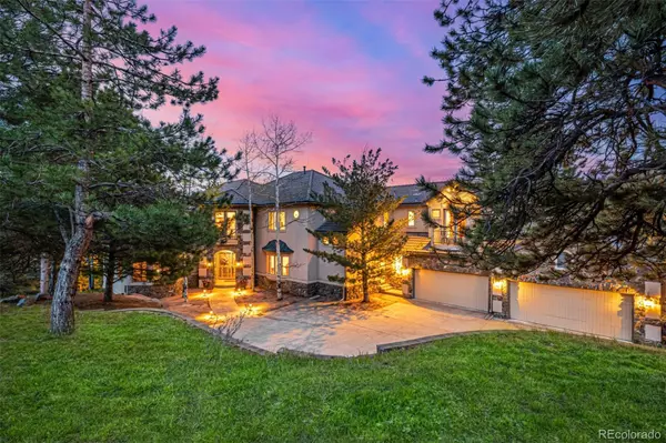 Golden, CO 80401,22554 Treetop LN