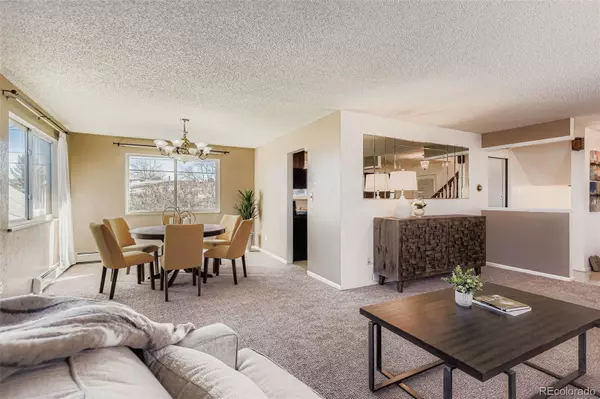 Littleton, CO 80128,8002 S Carr CT