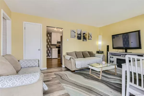 Westminster, CO 80031,9211 Knox CT