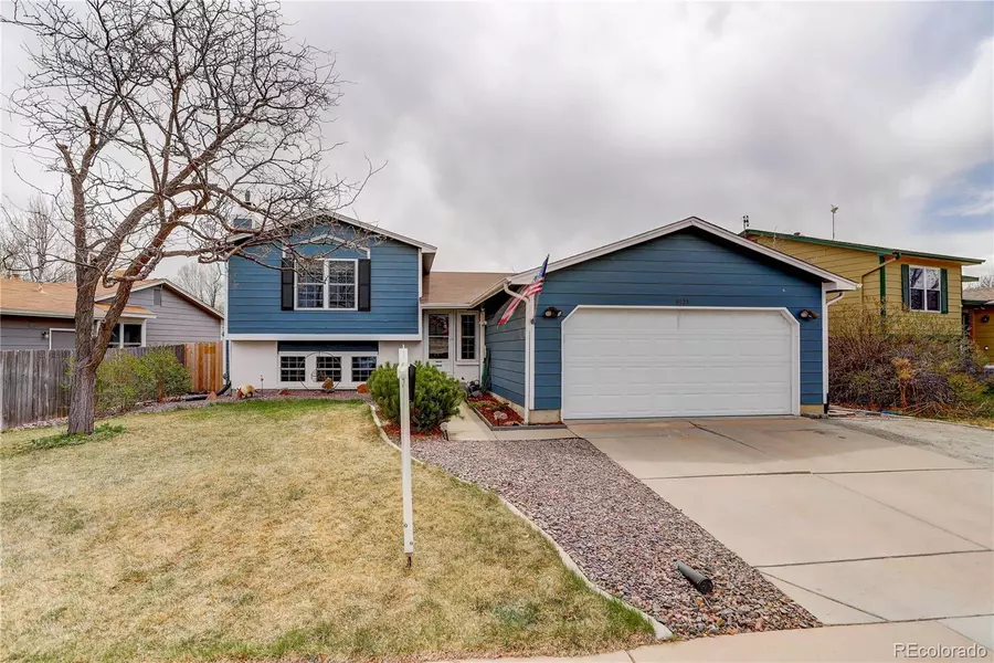 8633 Apache Plume DR, Parker, CO 80134