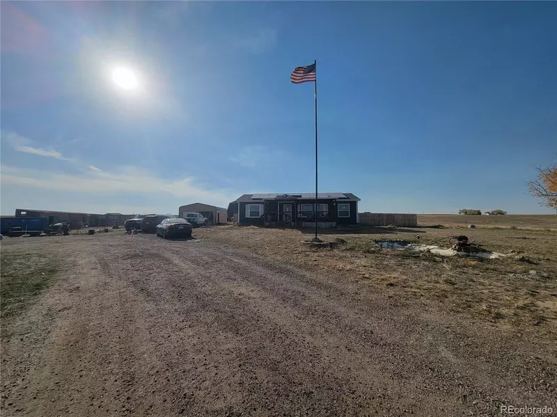 6255 Wolf Creek RD, Strasburg, CO 80136