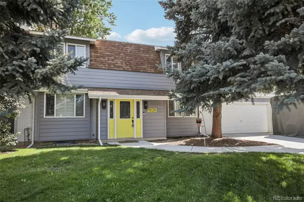 Lakewood, CO 80226,9220 W Virginia DR