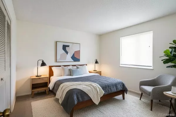 Thornton, CO 80260,9963 Lane ST