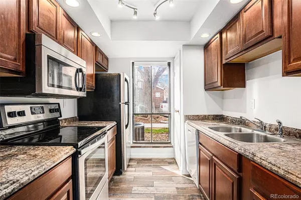 Denver, CO 80235,3550 S Harlan ST #275