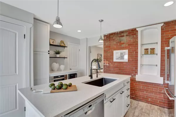 Denver, CO 80211,4036 Navajo ST