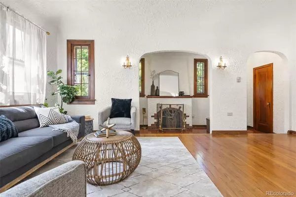 Denver, CO 80207,2254 Jasmine ST