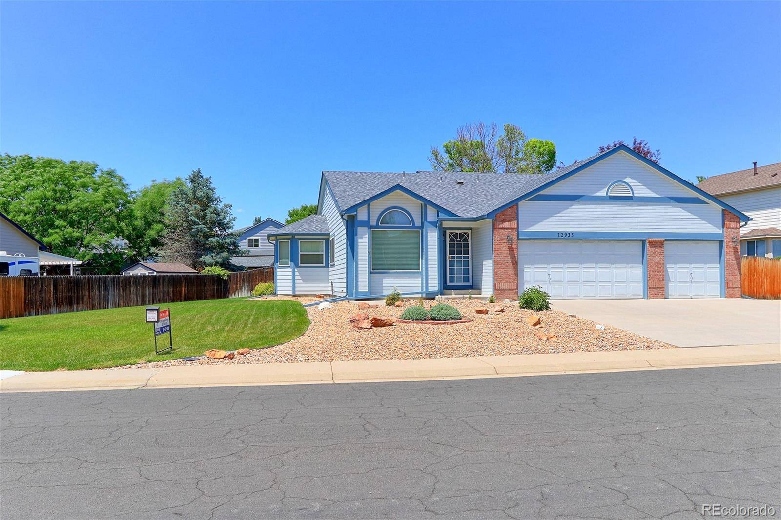 12935 Lake Circle DR, Thornton, CO 80241
