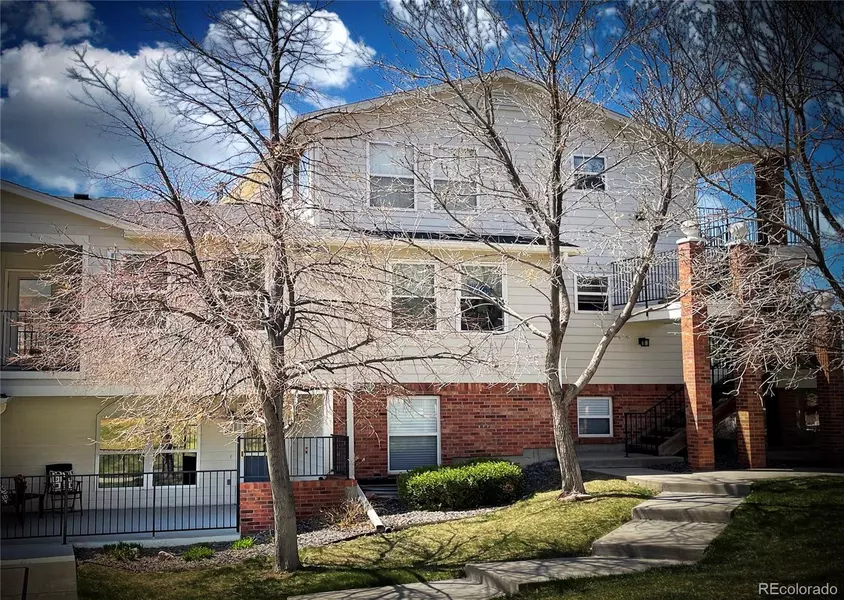 1662 S Deframe ST #B4, Lakewood, CO 80228