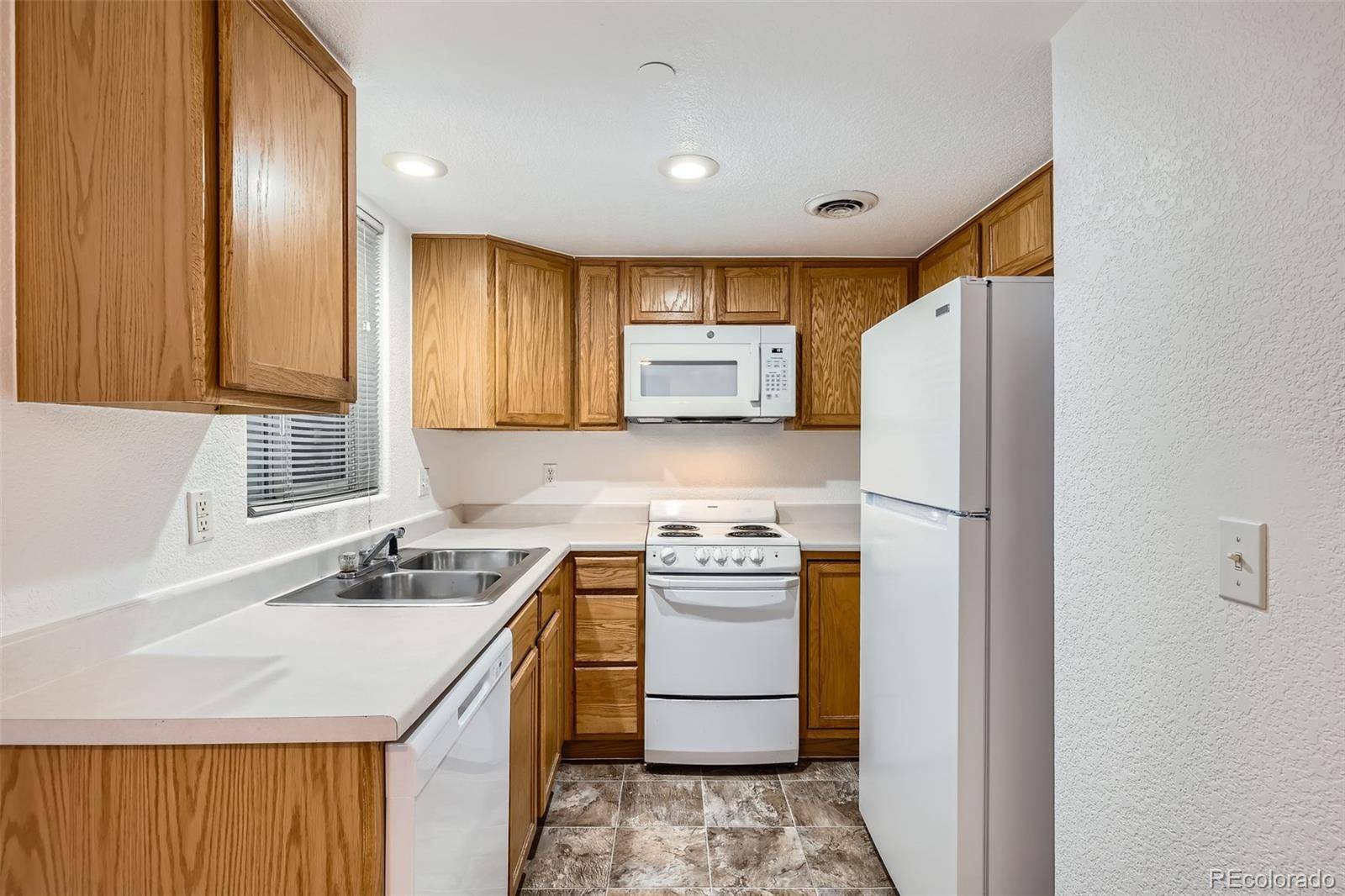 Aurora, CO 80012,970 S Dawson WAY #2