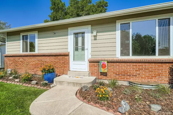 Lakewood, CO 80232,1123 S Owens ST