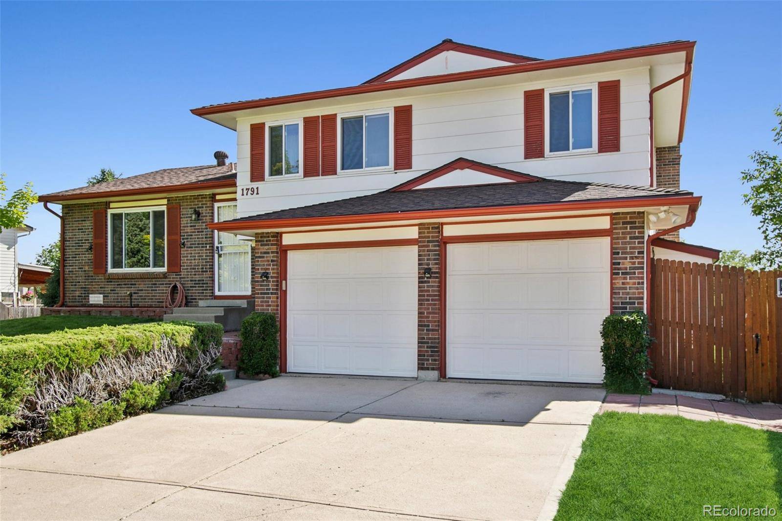 1791 S Laredo ST, Aurora, CO 80017