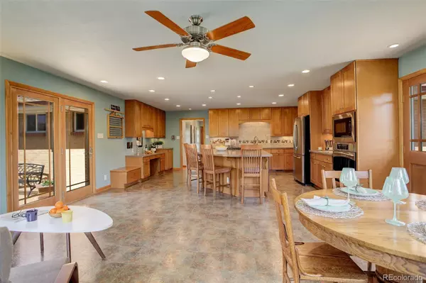 Arvada, CO 80002,9350 Grand view AVE
