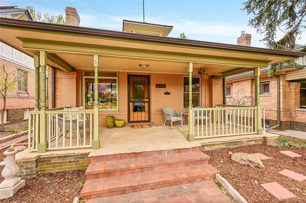Denver, CO 80207,2557 Dexter ST