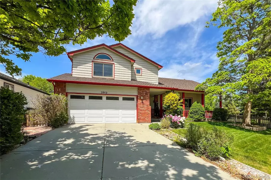 2912 Lake Park WAY, Longmont, CO 80503