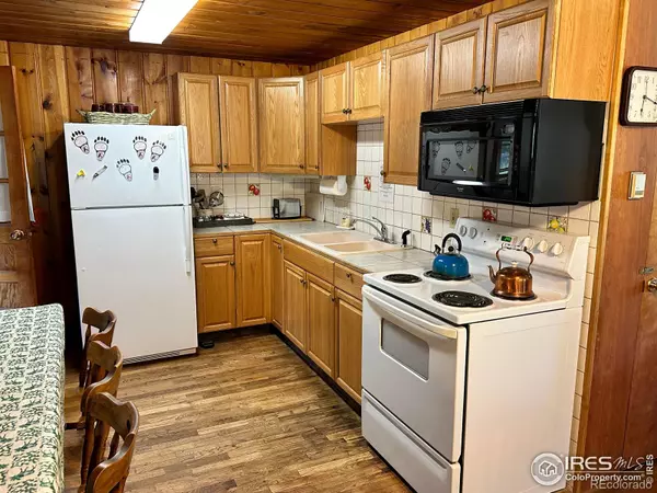 Bellvue, CO 80512,31626 Poudre Canyon RD