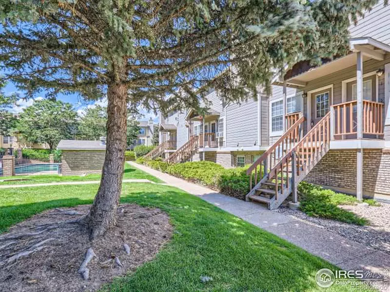 3200 Azalea DR, Fort Collins, CO 80526