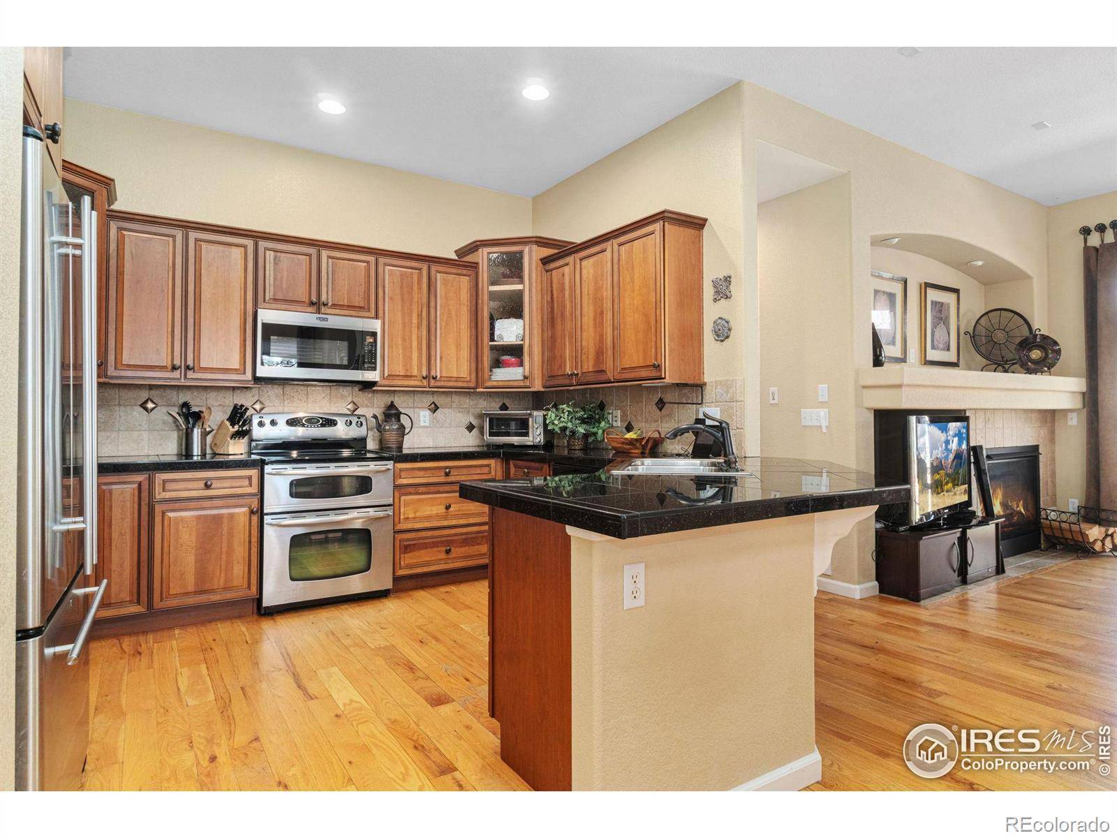 Longmont, CO 80504,2201 Creekside DR