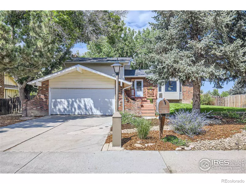 3616 Kenyon LN, Longmont, CO 80503