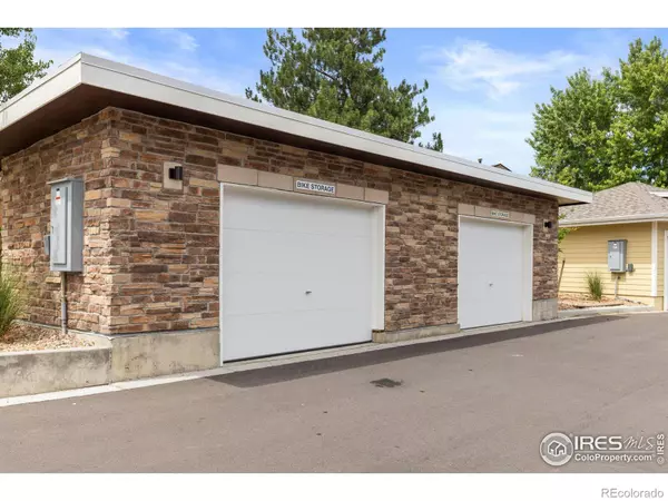 Lafayette, CO 80026,290 S Cherrywood DR #301