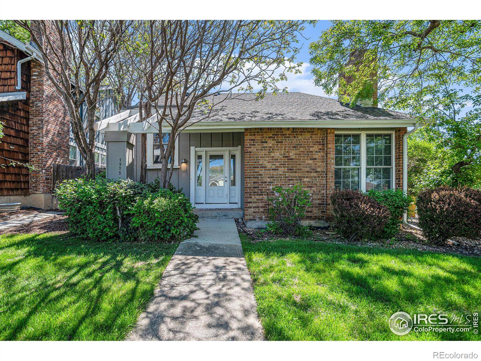 Centennial, CO 80112,7575 S Rosemary CIR