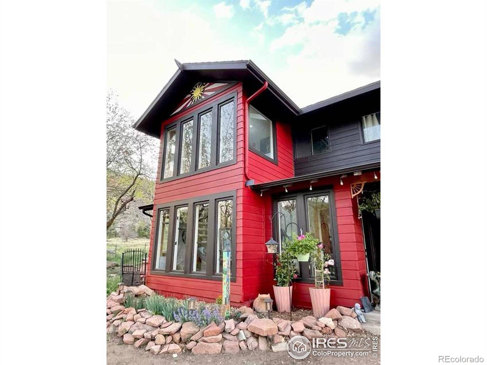 Lyons, CO 80540,19617 N Saint Vrain DR