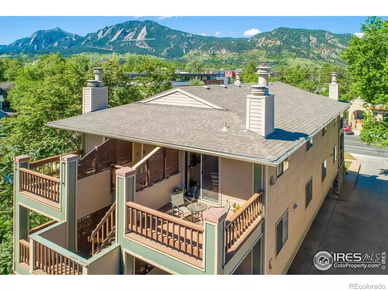 1812 17th ST #204S, Boulder, CO 80302