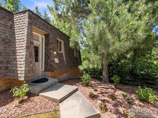 1807 Indian Meadows LN, Fort Collins, CO 80525