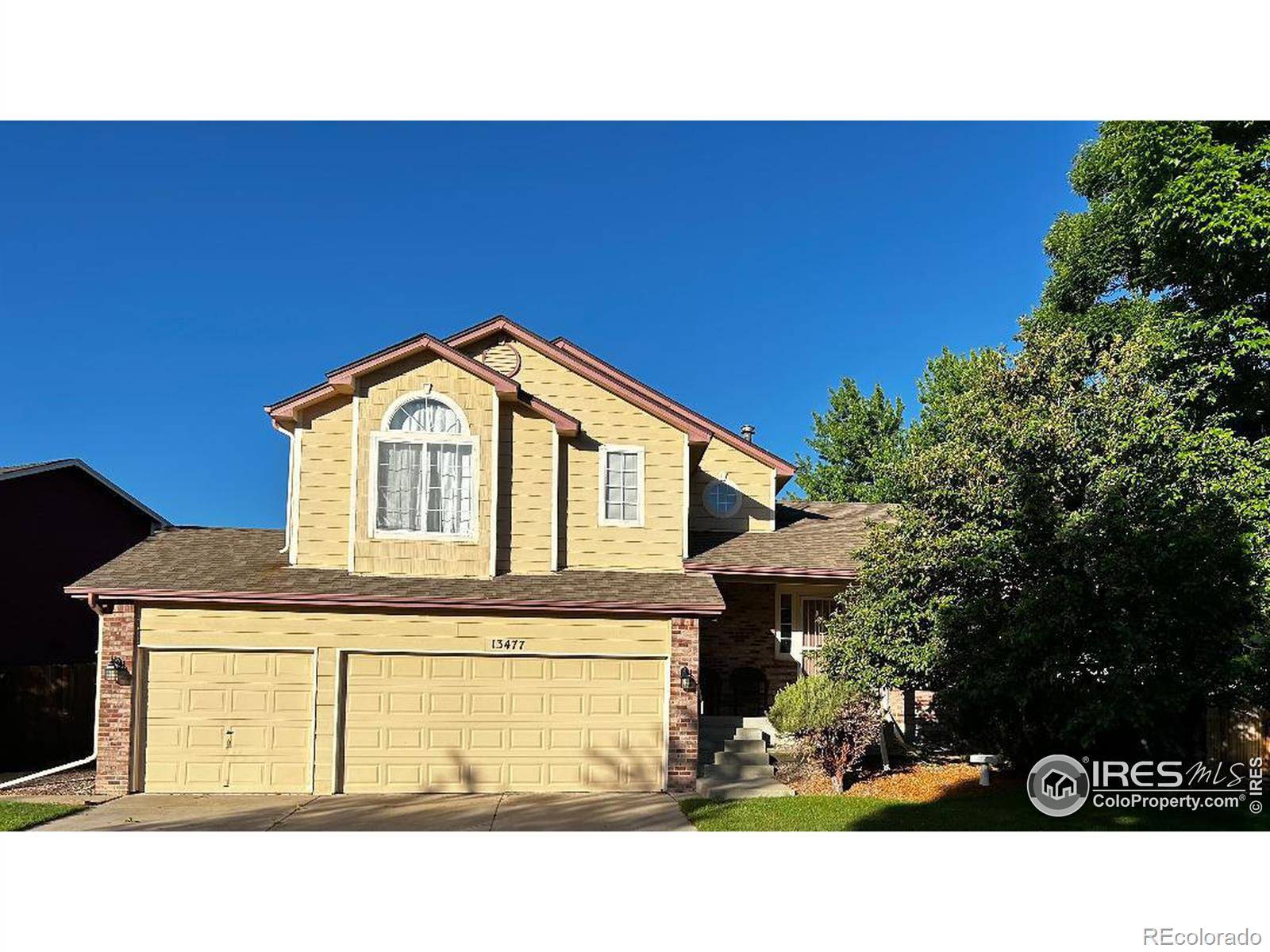 13477 Falls DR, Broomfield, CO 80020