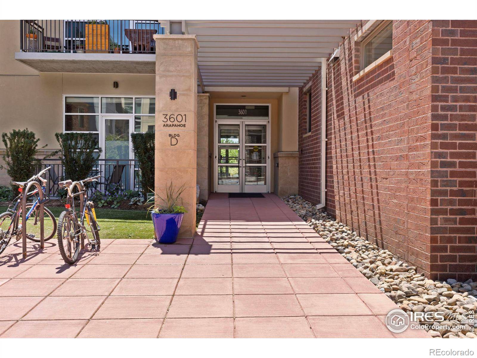 Boulder, CO 80303,3601 Arapahoe AVE #422