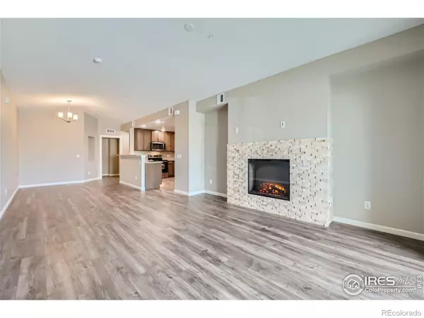 Longmont, CO 80504,2435 Calais DR #H