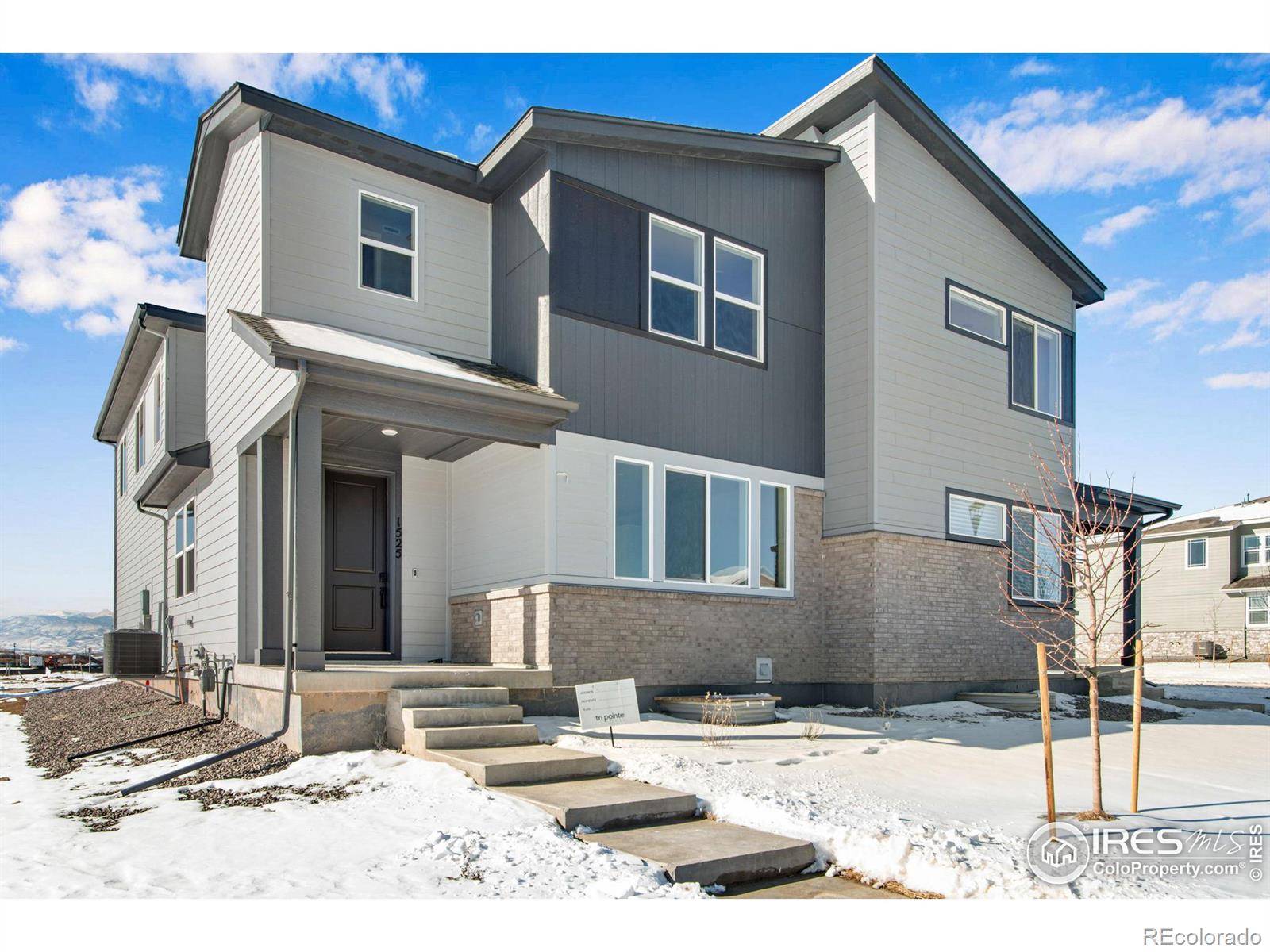 1525 E 3rd AVE, Longmont, CO 80501