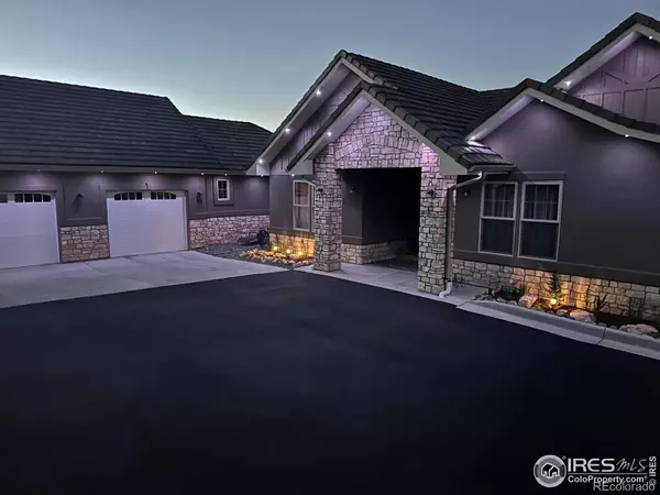Larkspur, CO 80118,5489 Country Club DR