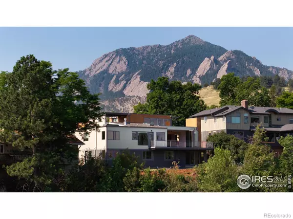 Boulder, CO 80305,2235 Vassar DR