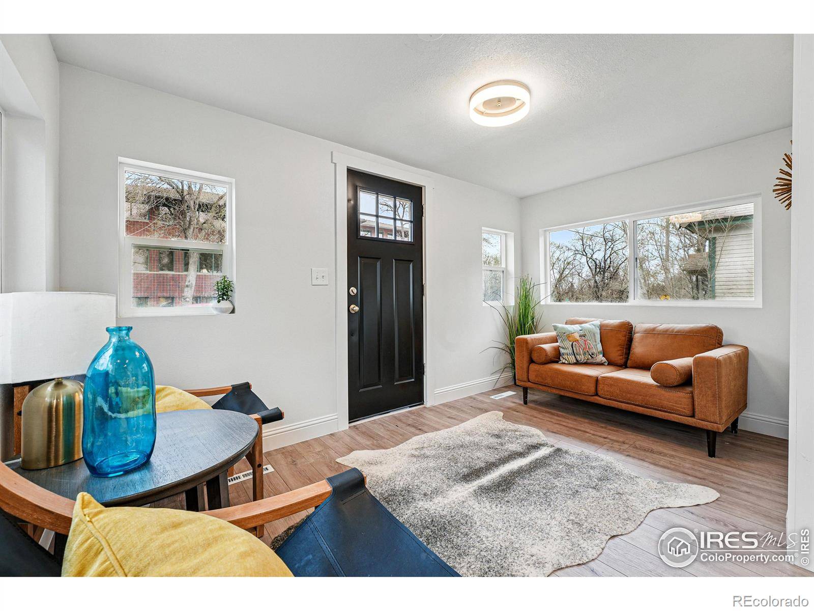 Loveland, CO 80537,219 N Washington AVE