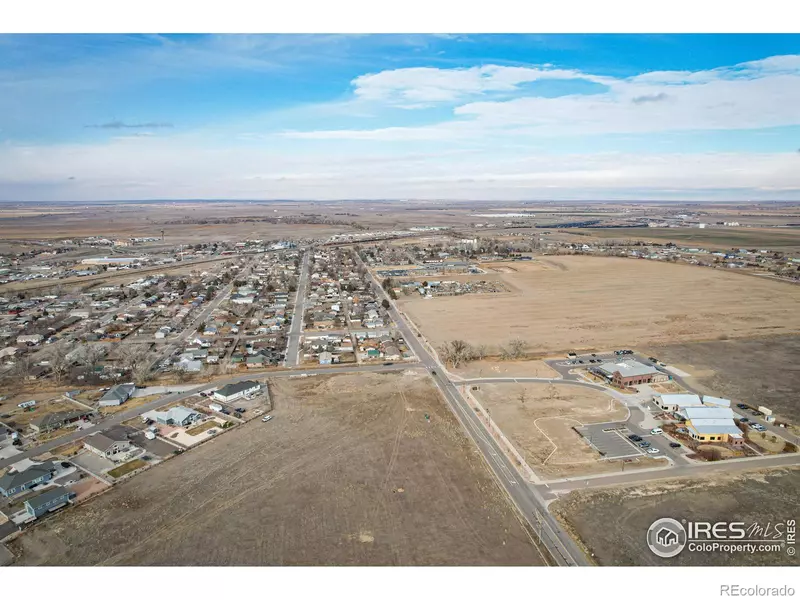 230 Buckboard DR, Hudson, CO 80642