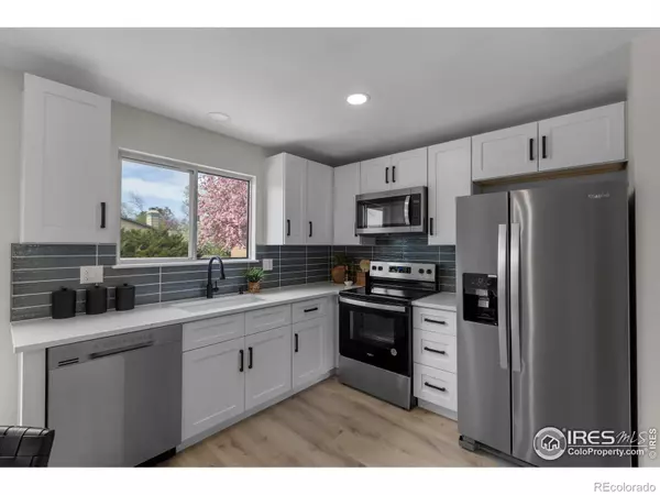 2406 Wapiti RD, Fort Collins, CO 80525