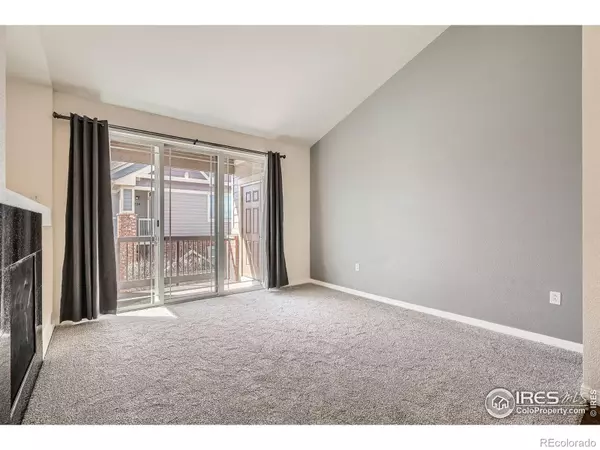 Longmont, CO 80504,804 Summer Hawk DR #3205