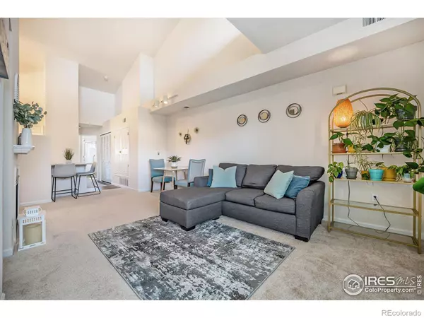 3235 S Walden CT #E, Aurora, CO 80013