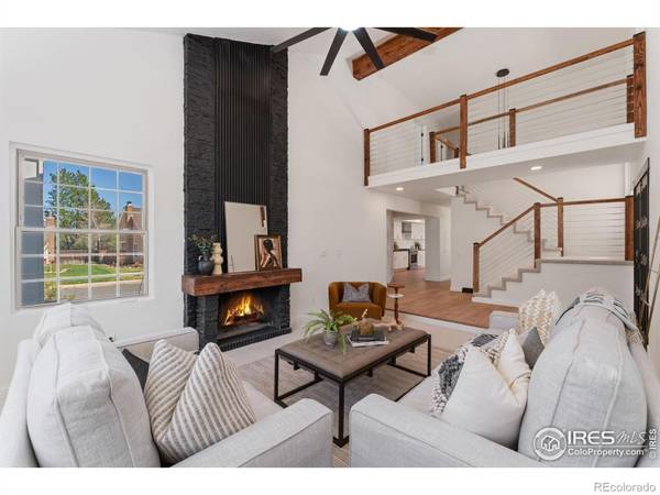 7102 S Harrison CT, Centennial, CO 80122
