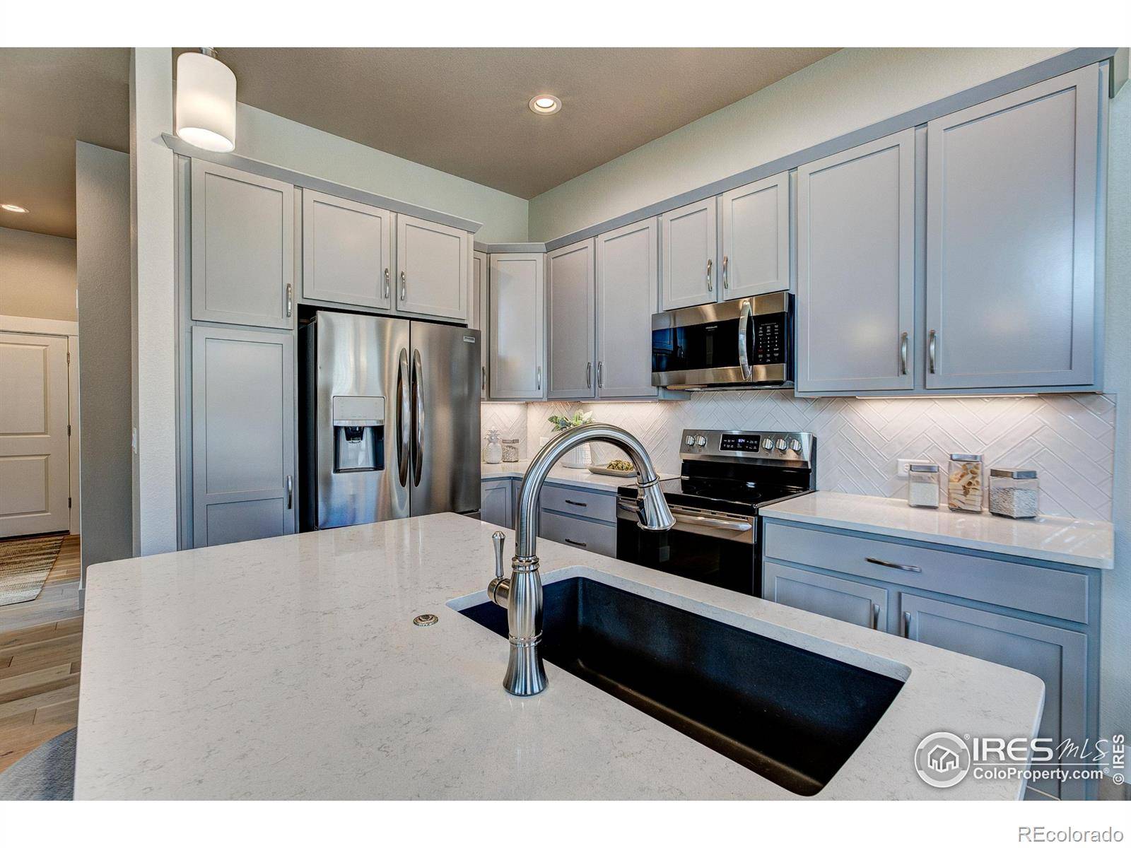 Longmont, CO 80504,208 High Point DR