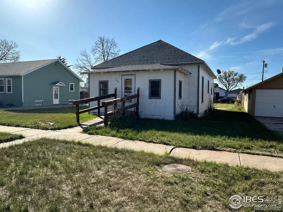 Julesburg, CO 80737,109 E 5th ST